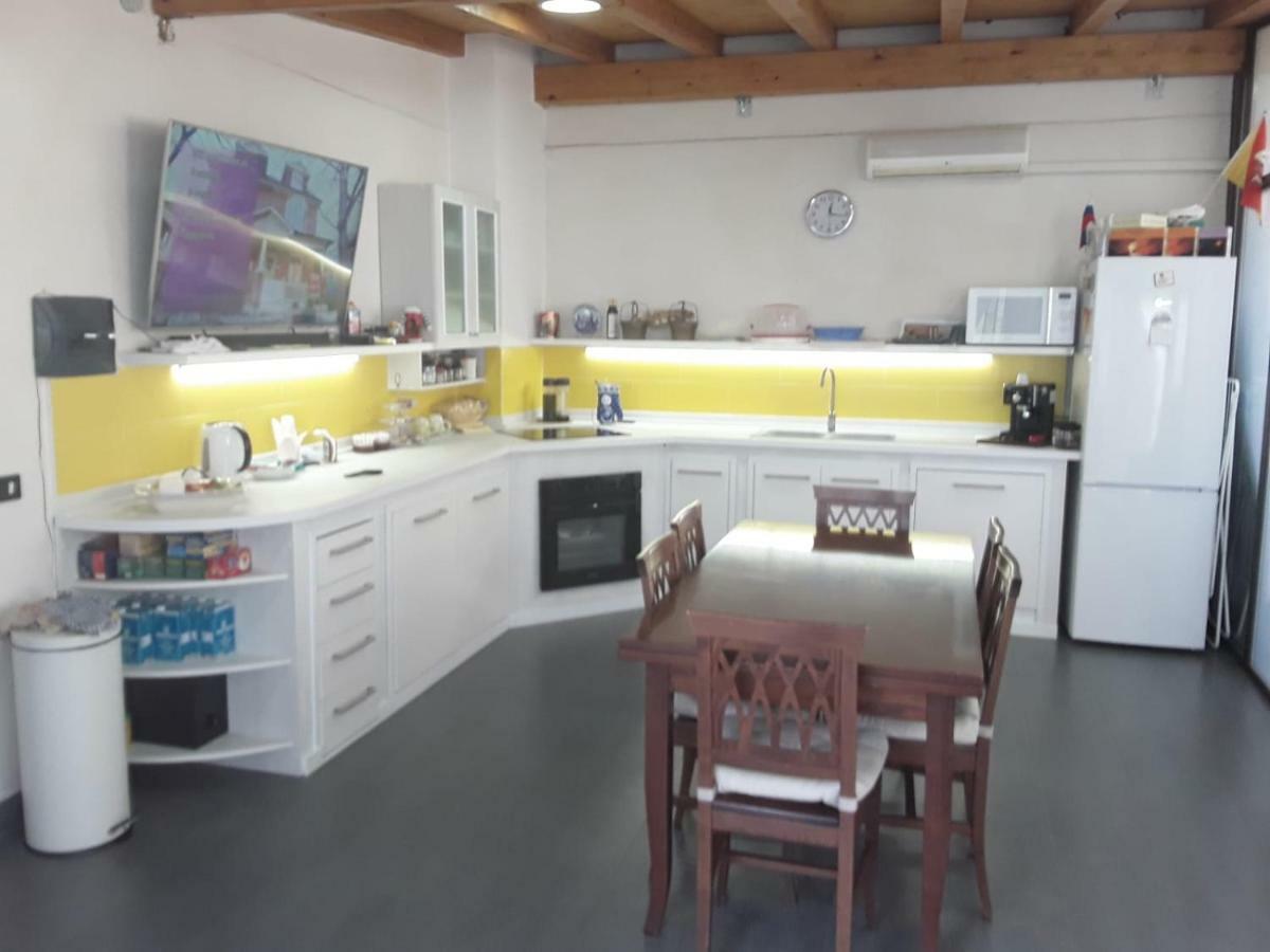 Bed and breakfast La Casa Di Luigi CTA